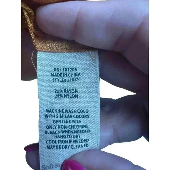 Soft Surroundings Mustard Color 3/4 Sleeves Button Front Top Large - Picture 6 of 9